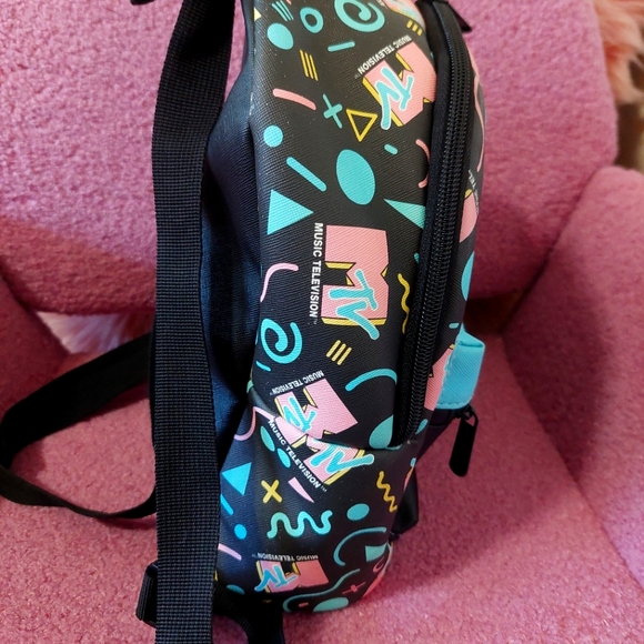 MTV Brand Backpack - Picture 2 of 2